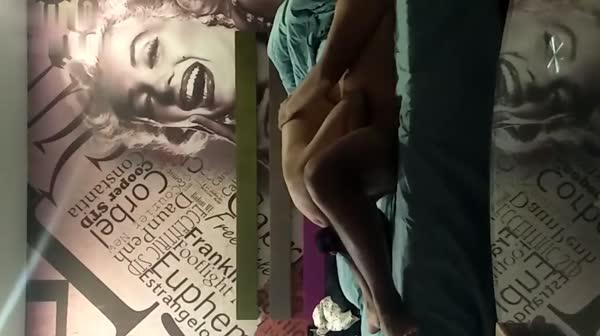 对白非常精彩酒店偷拍成功人士高级宾馆开房约炮搞理财投资的轻熟女全部露脸干一会喝杯咖啡继续歇歇干干几回合